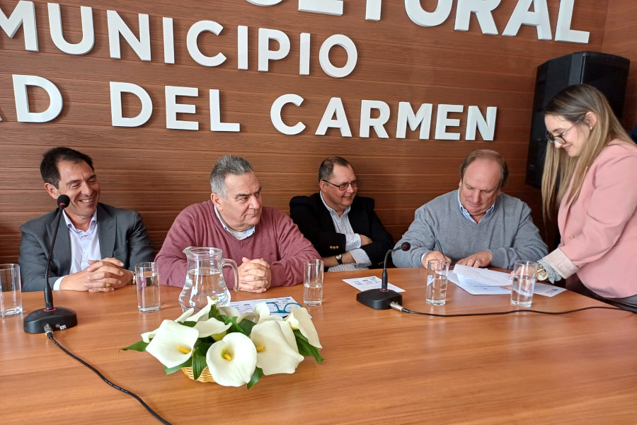 Autoridades firmaron el convenio para la instalación del Centro de Cercanía