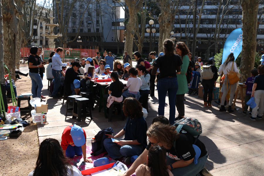 Padres, educadores y niños participaron de la actividad