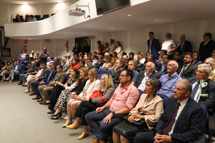 La sala de actos de Torre Ejecutiva se colmó con el público presente