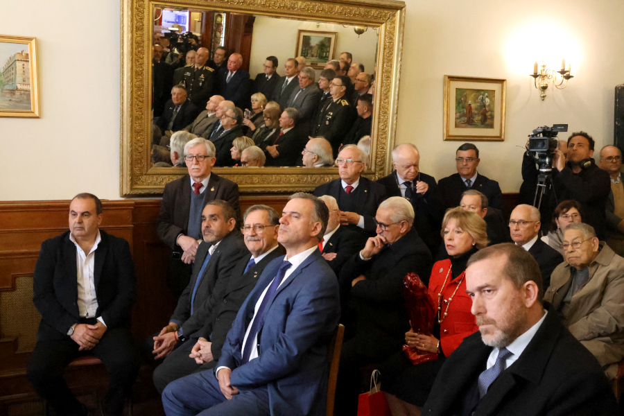 Con la presencia del presidente de la República, Correo Uruguayo realizó el lanzamiento de un sello personalizado por el centésimo aniversario de la creación del Círculo Militar General Artigas.