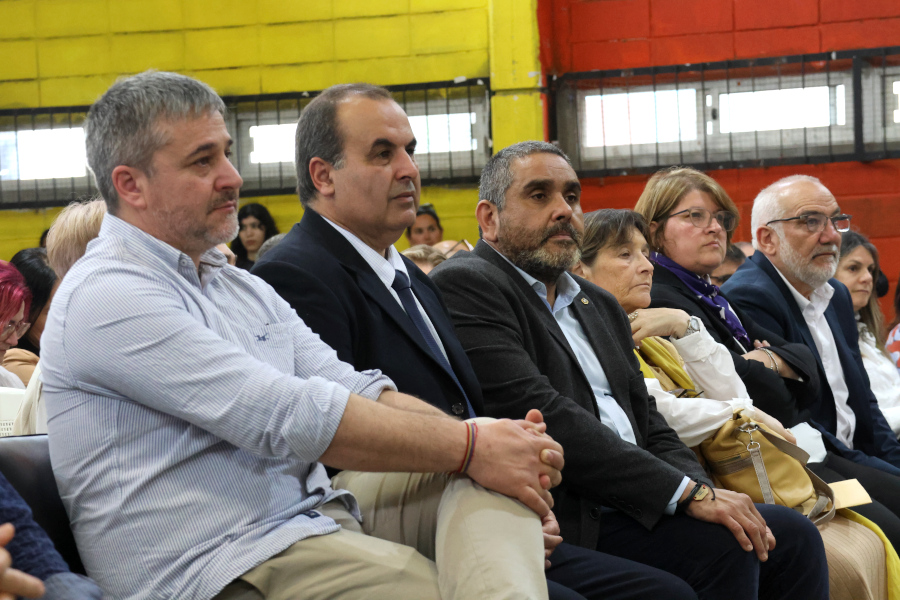 En la ciudad de Florida Correo Uruguayo realizó el lanzamiento del sello conmemorativo 100 años de la Escuela Técnica Superior Prof. Hermenegildo Sabat.