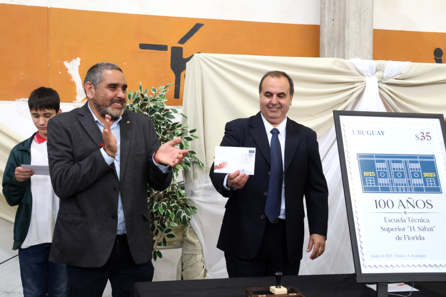 En la ciudad de Florida Correo Uruguayo realizó el lanzamiento del sello conmemorativo 100 años de la Escuela Técnica Superior Prof. Hermenegildo Sabat.
