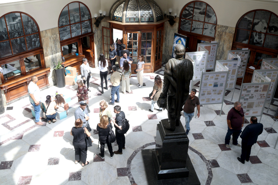 En el marco del Día del Patrimonio, el Palacio de Correos, ícono arquitectónico de Montevideo que en 2025 cumple un siglo de vida institucional, recibió a miles de visitantes.