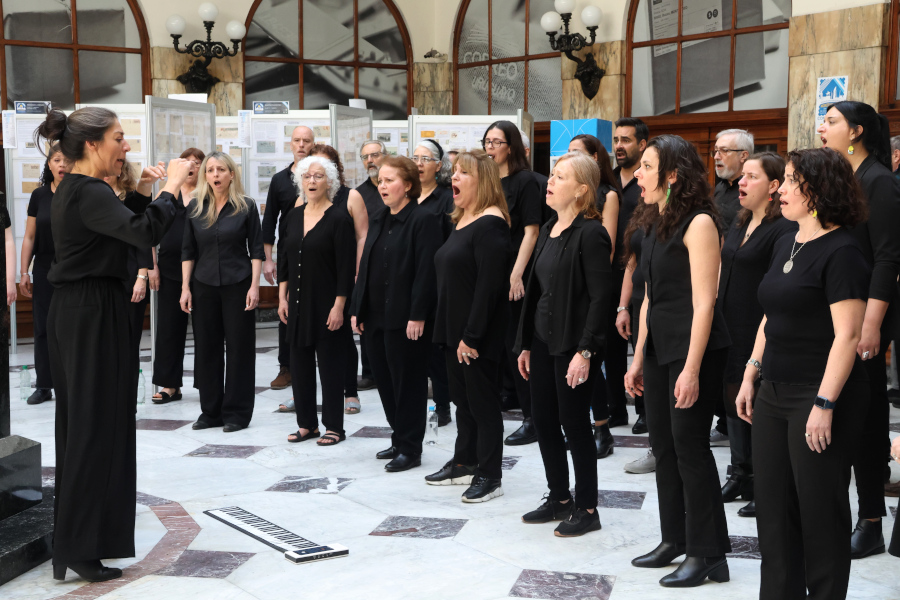 En el marco del Día del Patrimonio, el Palacio de Correos, ícono arquitectónico de Montevideo que en 2025 cumple un siglo de vida institucional, recibió a miles de visitantes.