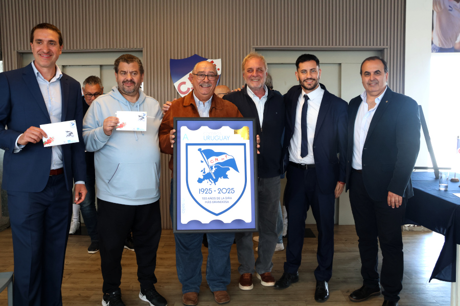 En el marco del centenario de la “Gira más grandiosa del Club Nacional de Fútbol – 1925 - 2025”, Correo Uruguayo realizó el lanzamiento de un sello personalizado en su conmemoración.