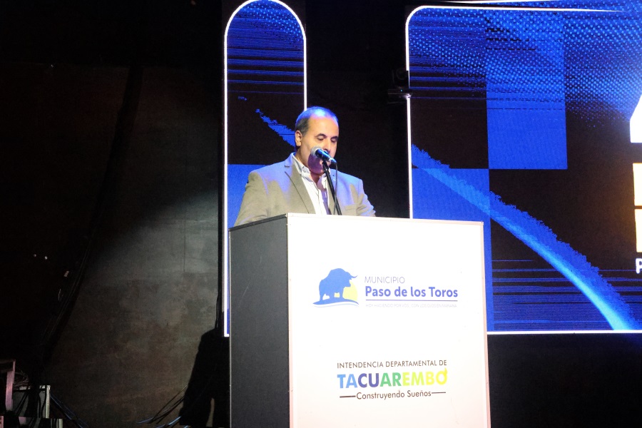 En el marco del 40ª Expo Feria Ovino, Artesanal e Industrial, de Paso de los Toros, Correo Uruguayo realizó el lanzamiento de un sello personalizado por dicho acontecimiento.