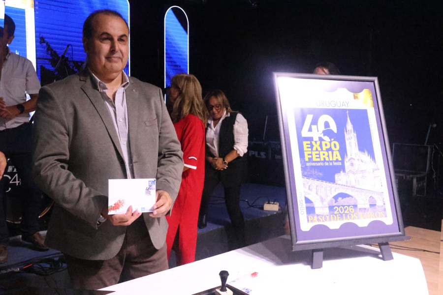 En el marco del 40ª Expo Feria Ovino, Artesanal e Industrial, de Paso de los Toros, Correo Uruguayo realizó el lanzamiento de un sello personalizado por dicho acontecimiento.