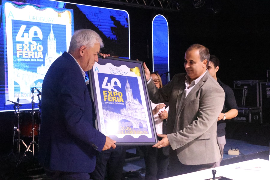En el marco del 40ª Expo Feria Ovino, Artesanal e Industrial, de Paso de los Toros, Correo Uruguayo realizó el lanzamiento de un sello personalizado por dicho acontecimiento.