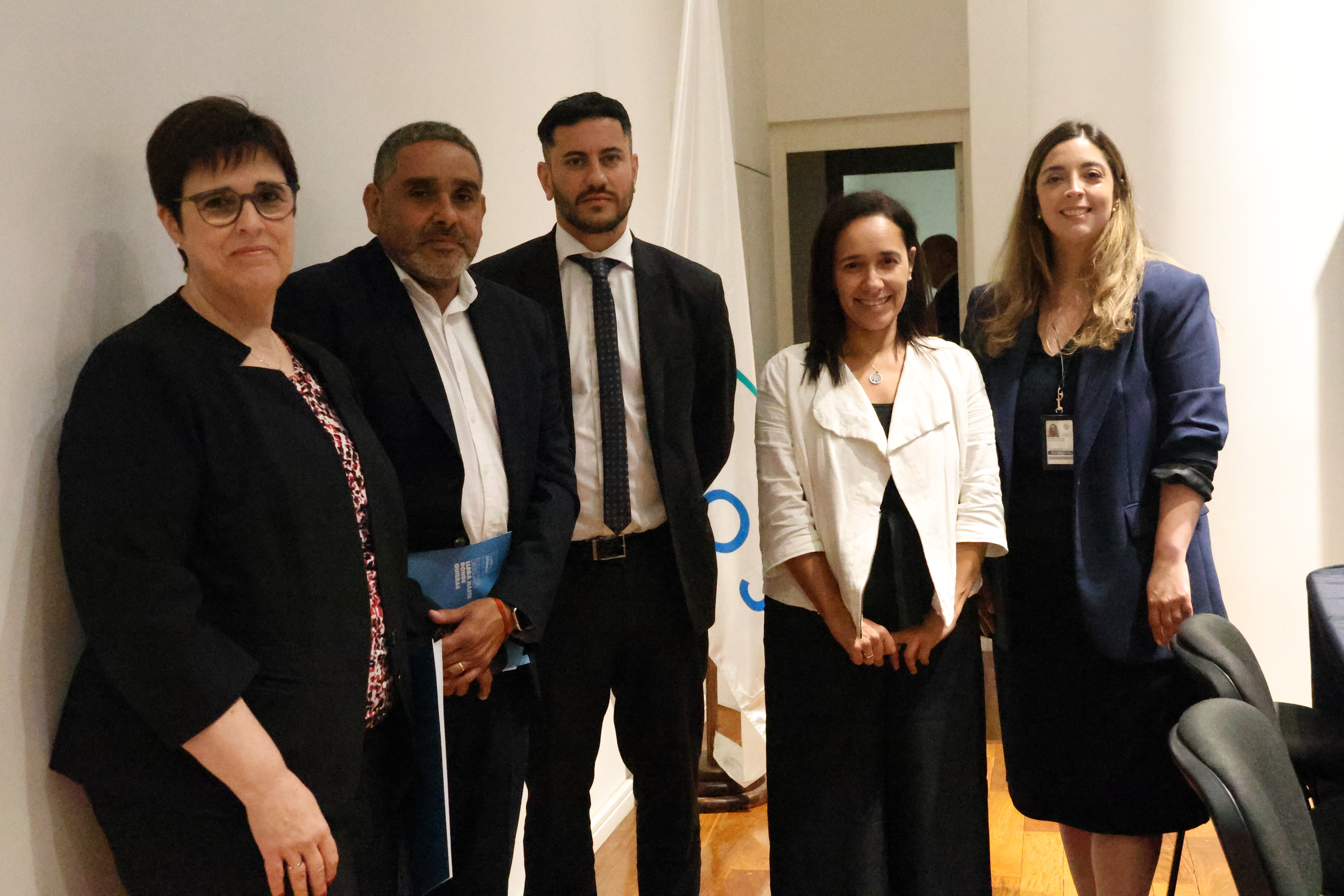 En el salón de actos de Torre Ejecutiva autoridades de Correo Uruguayo y la Agencia de Compras Estatales (ARCE) y Correo Uruguayo firmaron un acuerdo que permitirá a la ciudadanía el acceso a información así como la realización de trámites relacionados al Registro Único de Proveedores del Estado (RUPE)