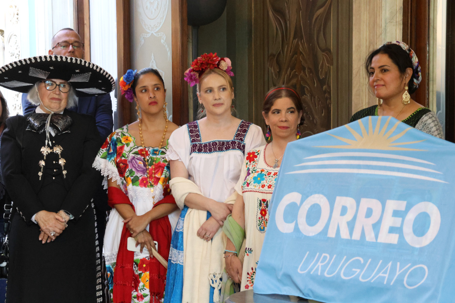 En un acto realizado en el Palacio Santos, sede del Ministerio de Relaciones Exteriores, Correo Uruguayo lanzó una hoja filatélica conmemorativa por los 125 años de las relaciones diplomáticas entre Uruguay y México