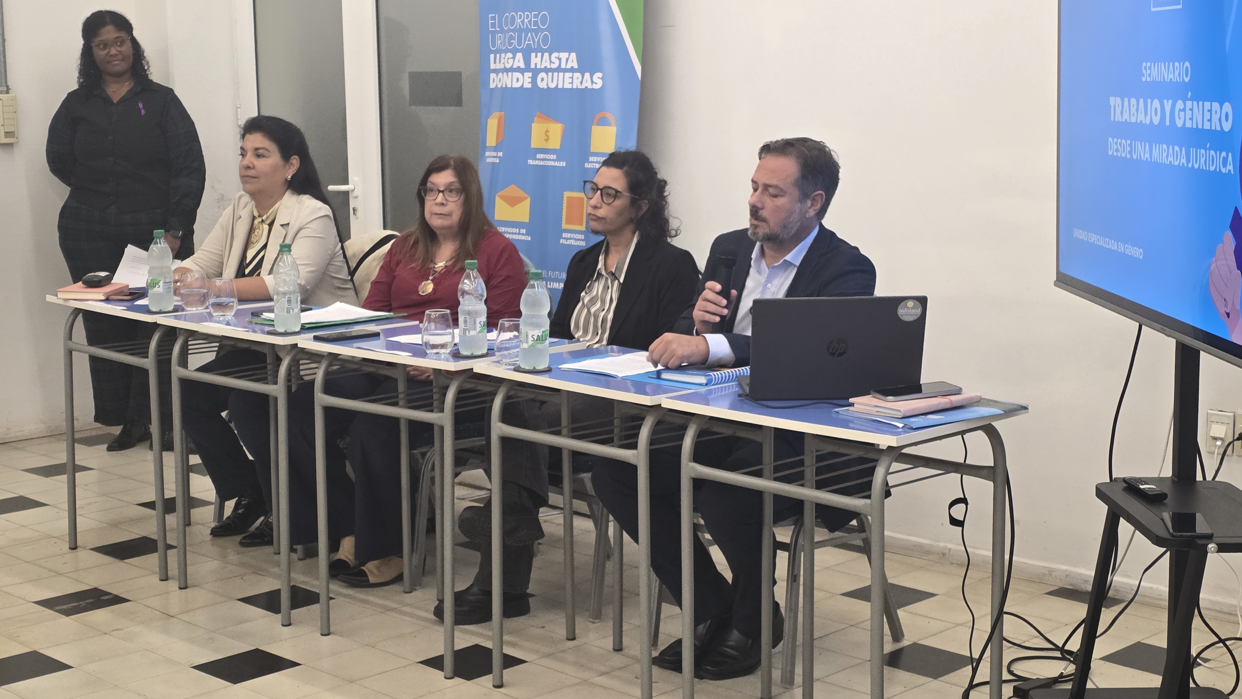 En el marco del compromiso institucional con la igualdad y la construcción de entornos laborales libres de violencia, Correo Uruguayo, a través de la Unidad Especializada en Género, organizó el Seminario “Trabajo y género: desde una mirada jurídica”.