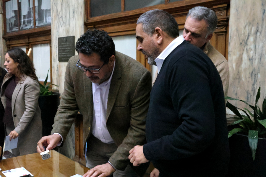 Correo Uruguayo realizó el lanzamiento de un sello conmemorativo y de una hoja filatélica en homenaje al expresidente José “Pepe” Mujica”, al cumplirse un año de su fallecimiento