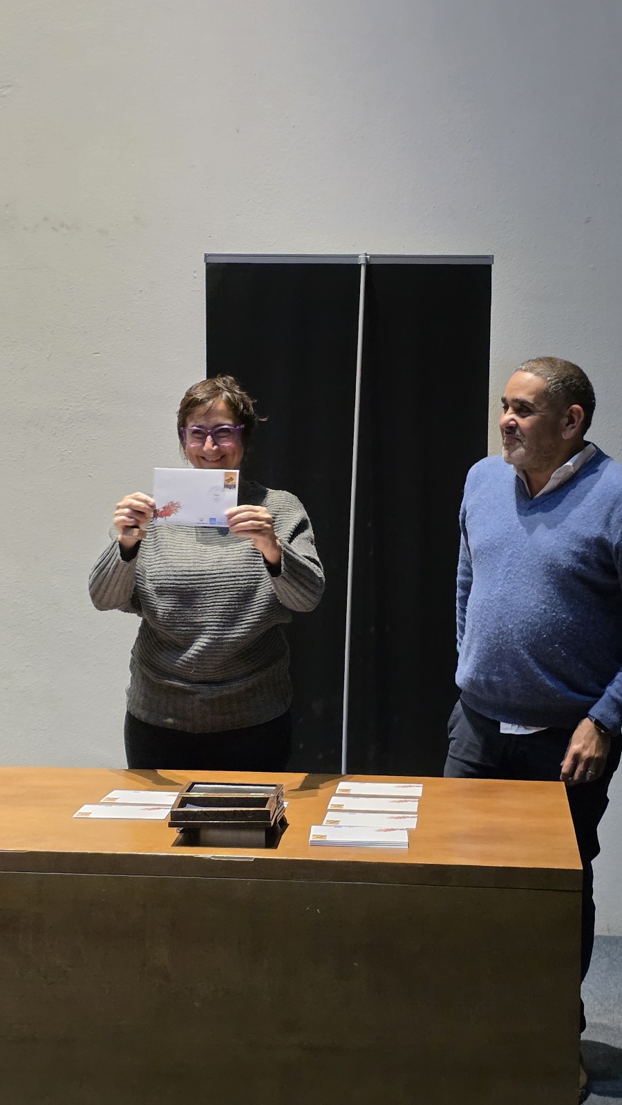 En un acto realizado en el Salón Azul de la Intendencia de Montevideo, Correo Uruguayo lanzó un sello conmemorativo por los 35 años de la Organización Nacional de Asociaciones de Jubilados y Pensionistas del Uruguay