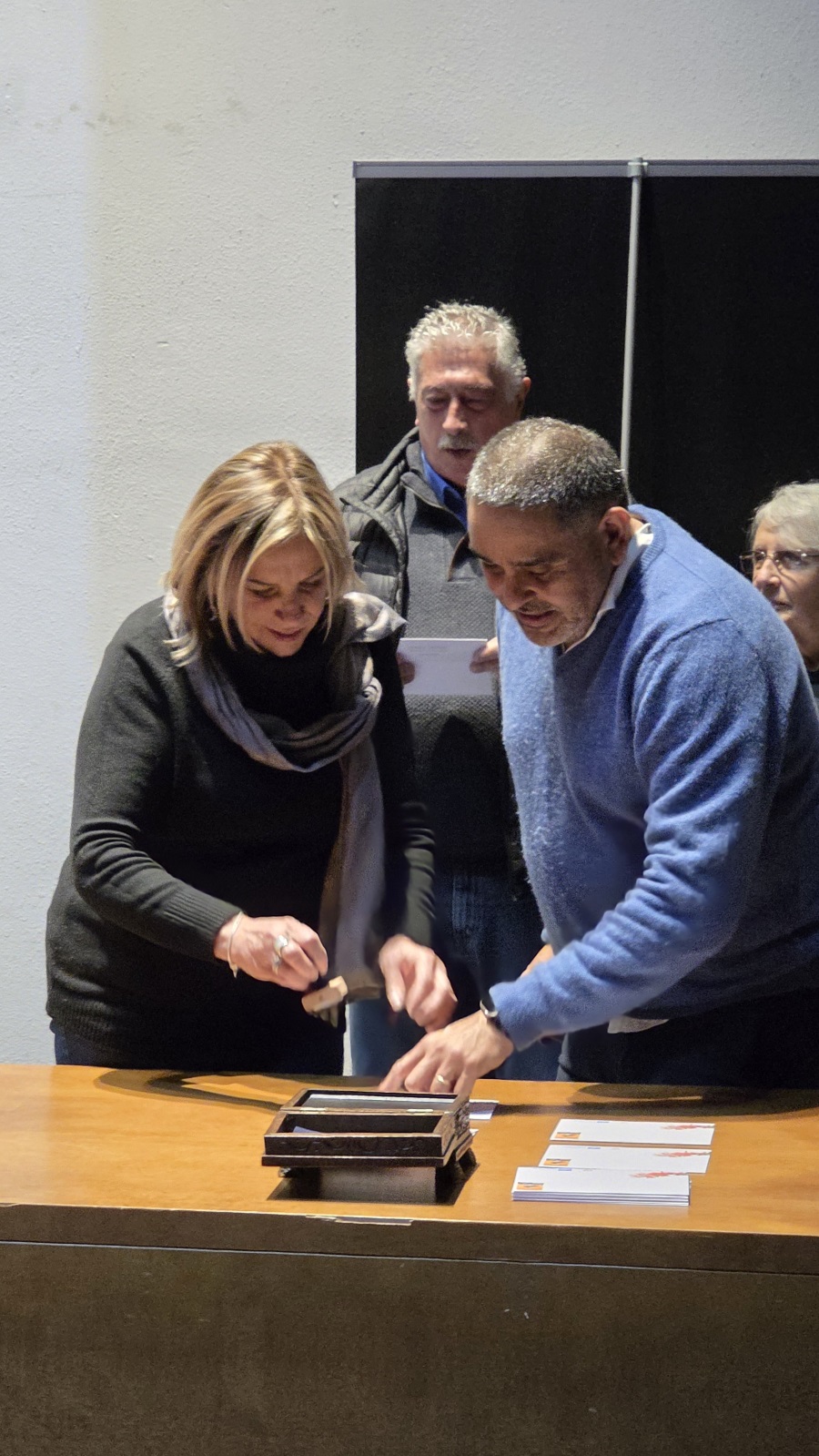 En un acto realizado en el Salón Azul de la Intendencia de Montevideo, Correo Uruguayo lanzó un sello conmemorativo por los 35 años de la Organización Nacional de Asociaciones de Jubilados y Pensionistas del Uruguay